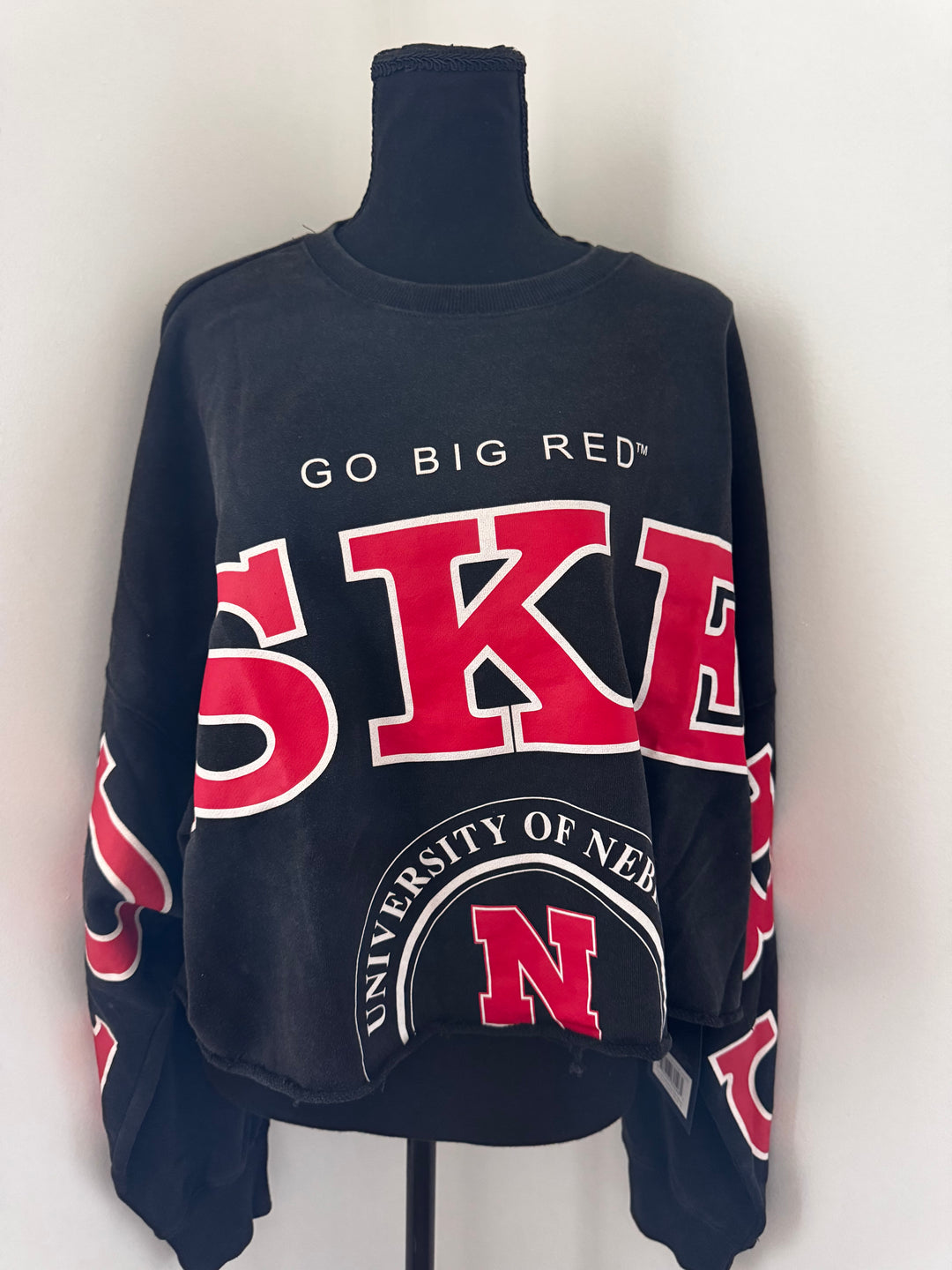 Black Husker Phipps Crop Crewneck