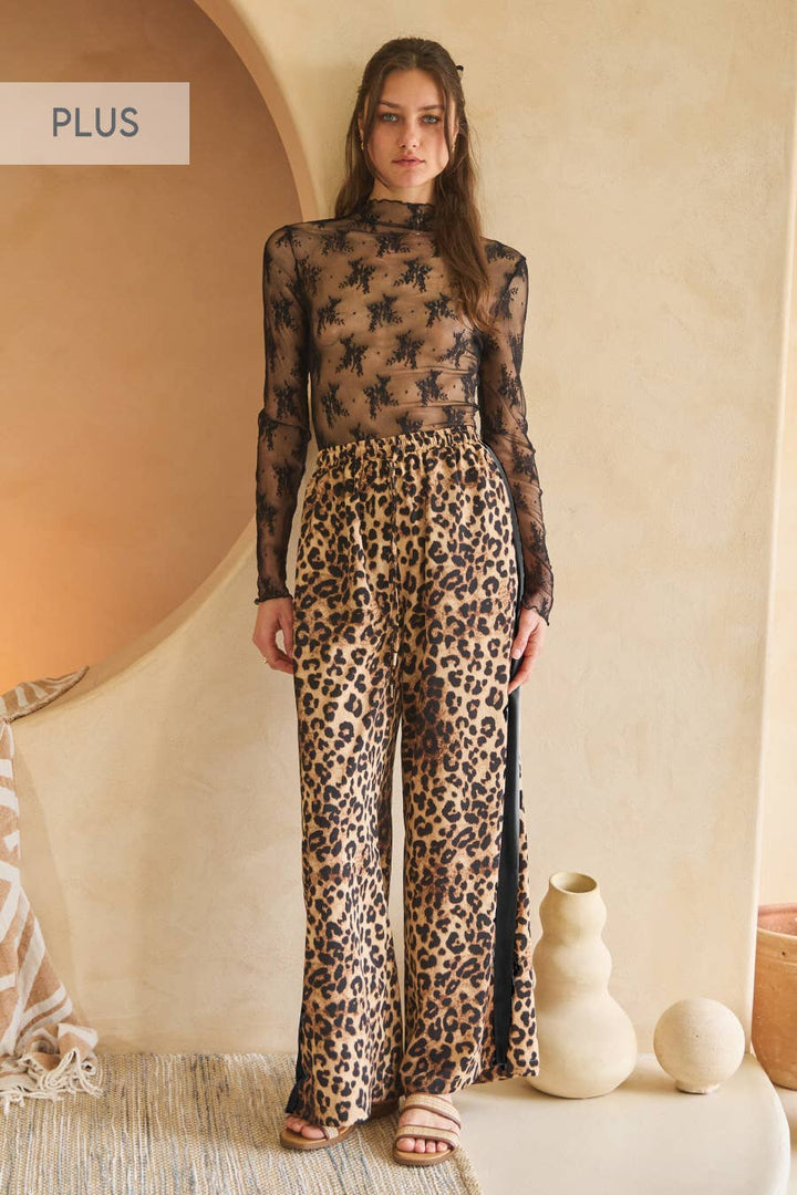 Plus Leopard Printed Pants: Leopard Black