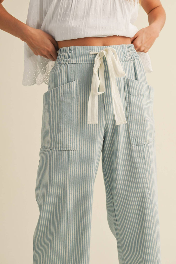 STRIPED WIDE LEG CROPPED PANTS