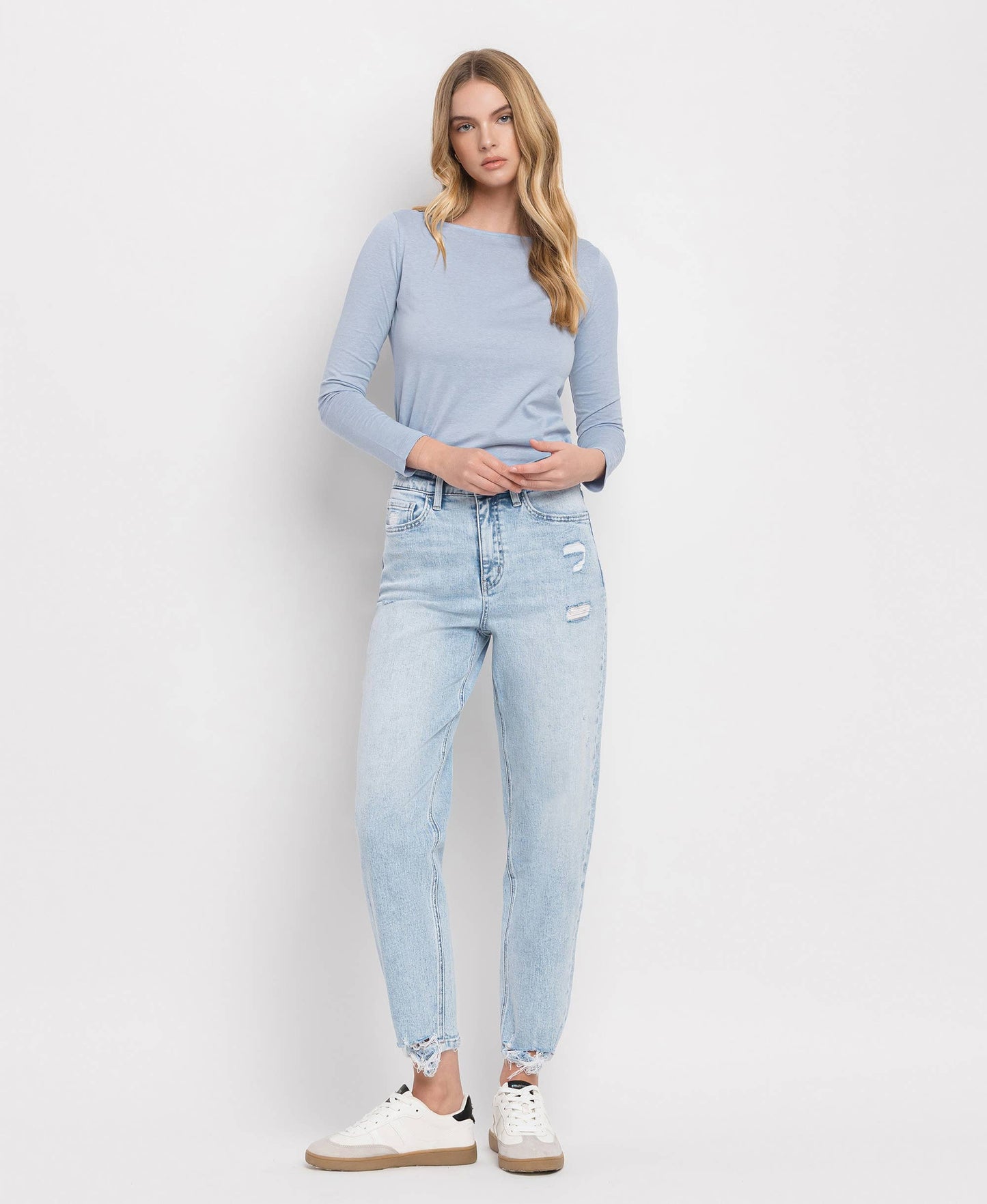 Sweet Nothing high rise barrel jean