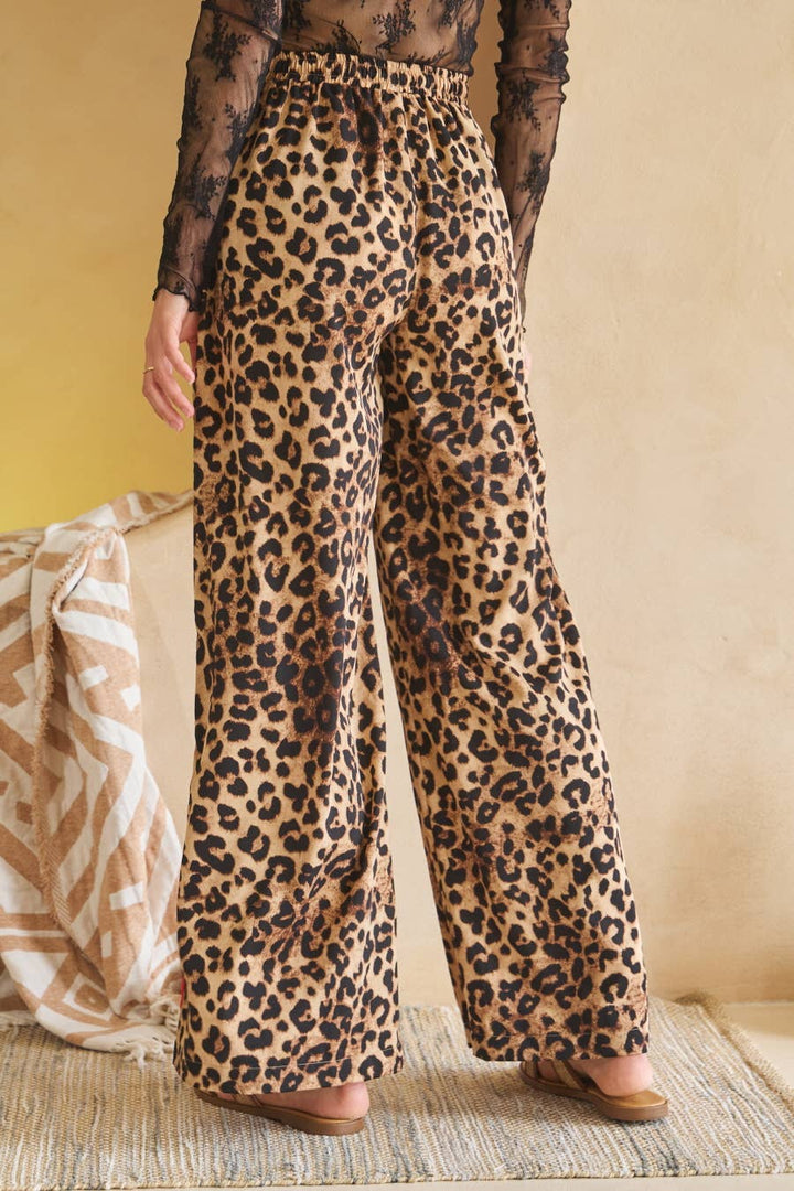 Plus Leopard Printed Pants: Leopard Black