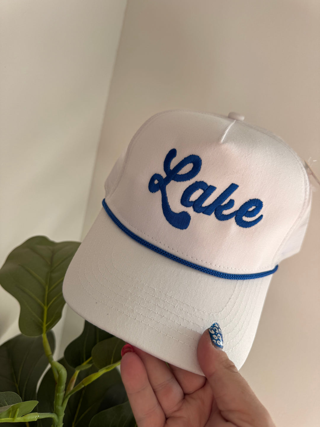 Lake Trucker Cap with Rope: White