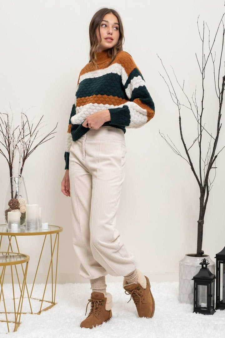 STRIPED MULTICOLOR KNIT PULLOVER SWEATER: HUNTER GREEN MULTI