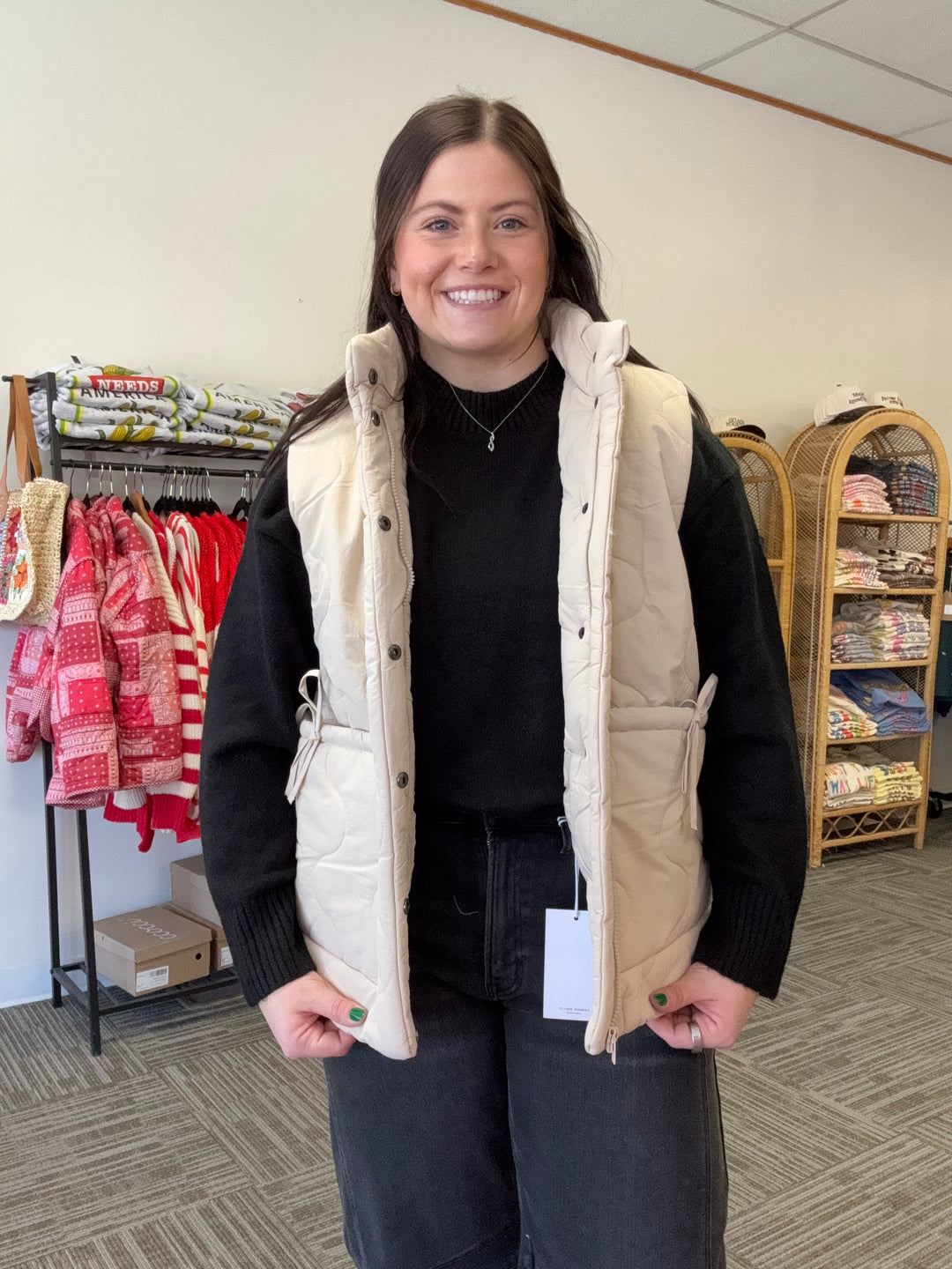 Wave Quilted Ribbon Tie Detailed Puffer Vest