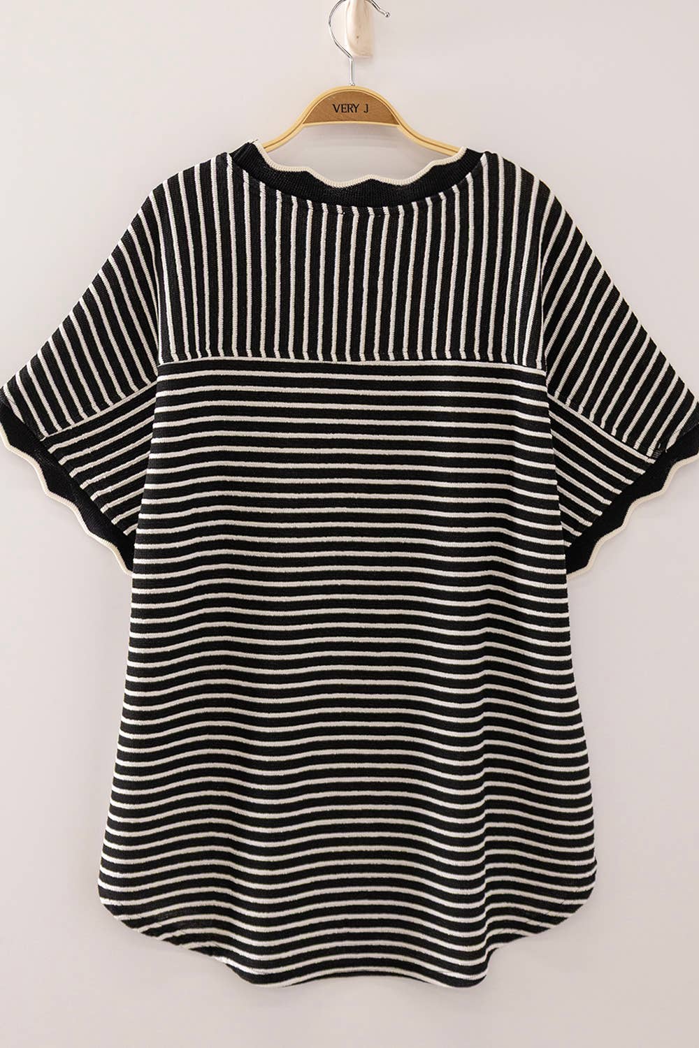 Ariel Scallop Trim Round Neck top