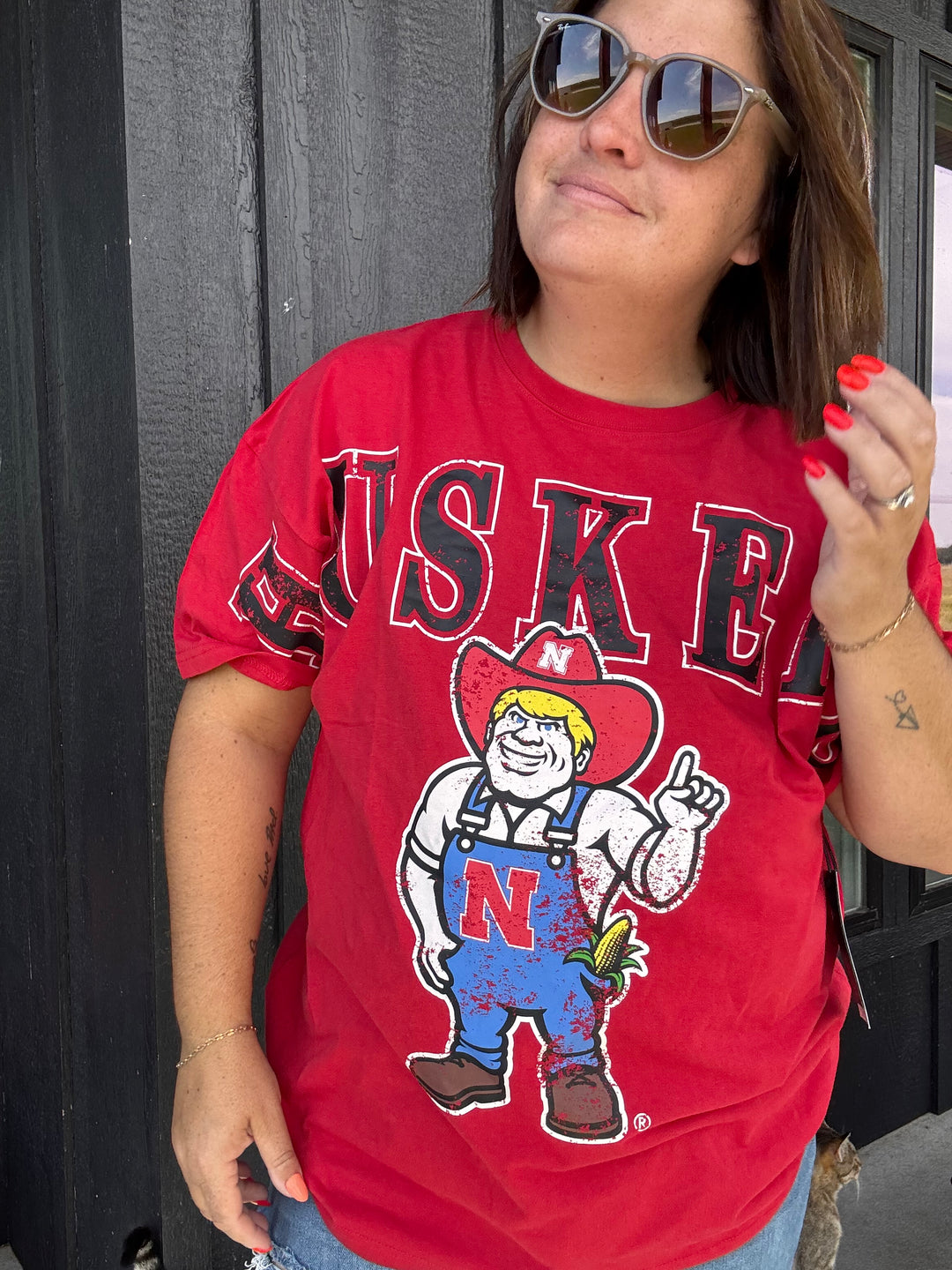 Red Nebraska South Split tee