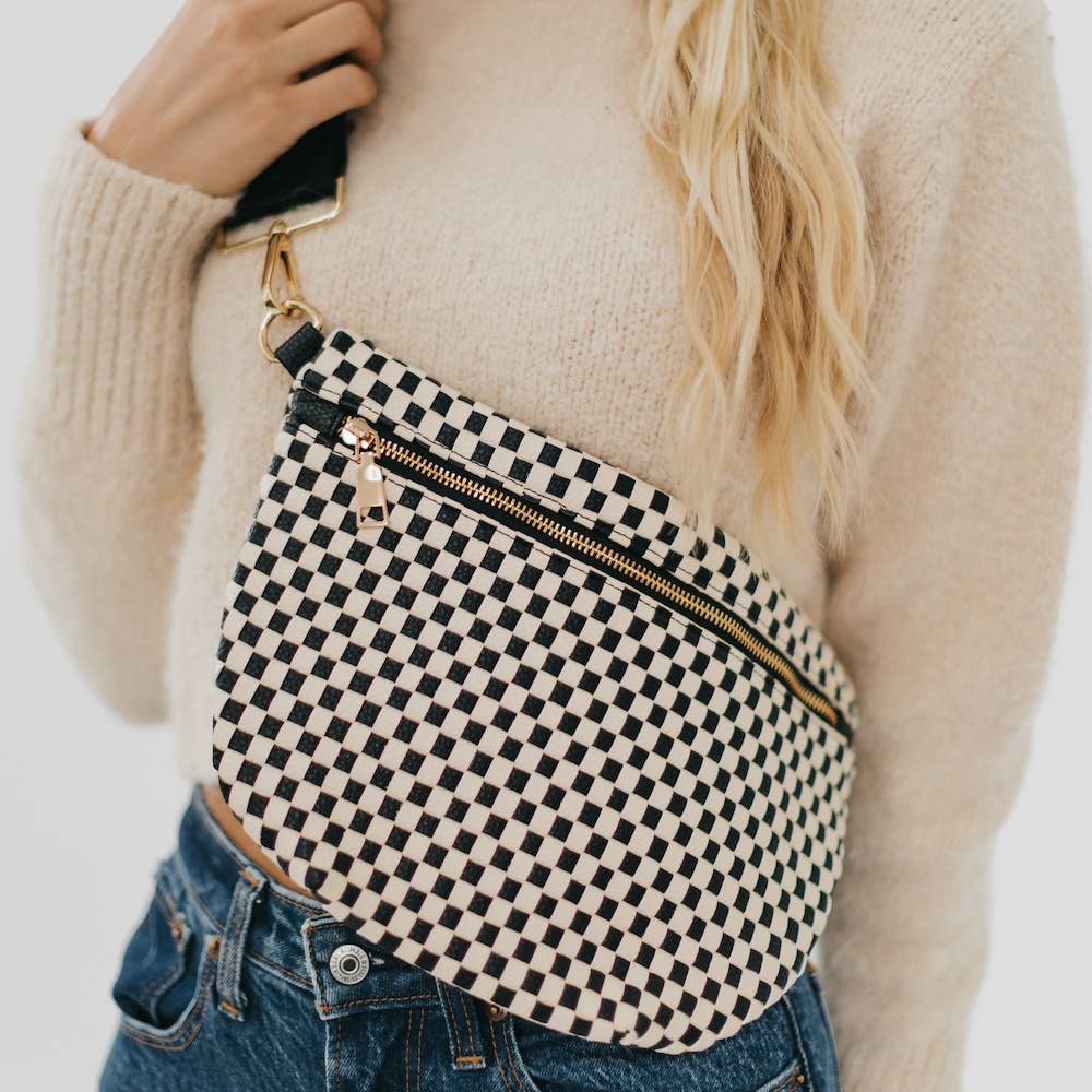 Westlyn Woven Bum Bag: Checkered Black