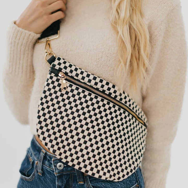 Westlyn Woven Bum Bag: Checkered Black