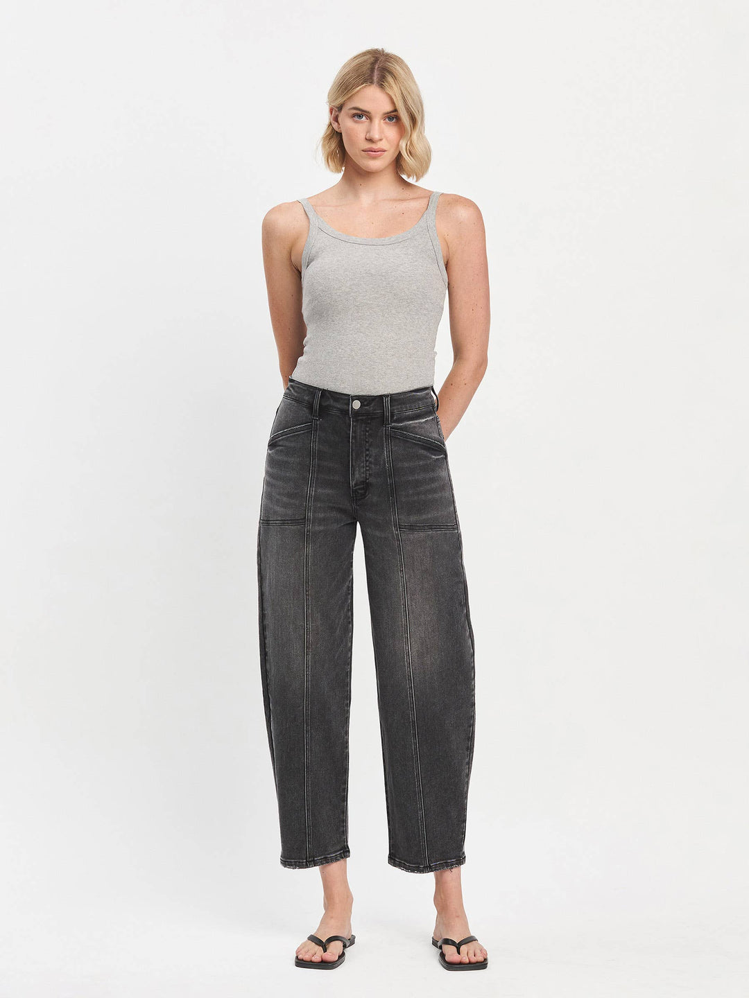 SUPER HIGH RISE PANEL DETAIL BARREL JEANS