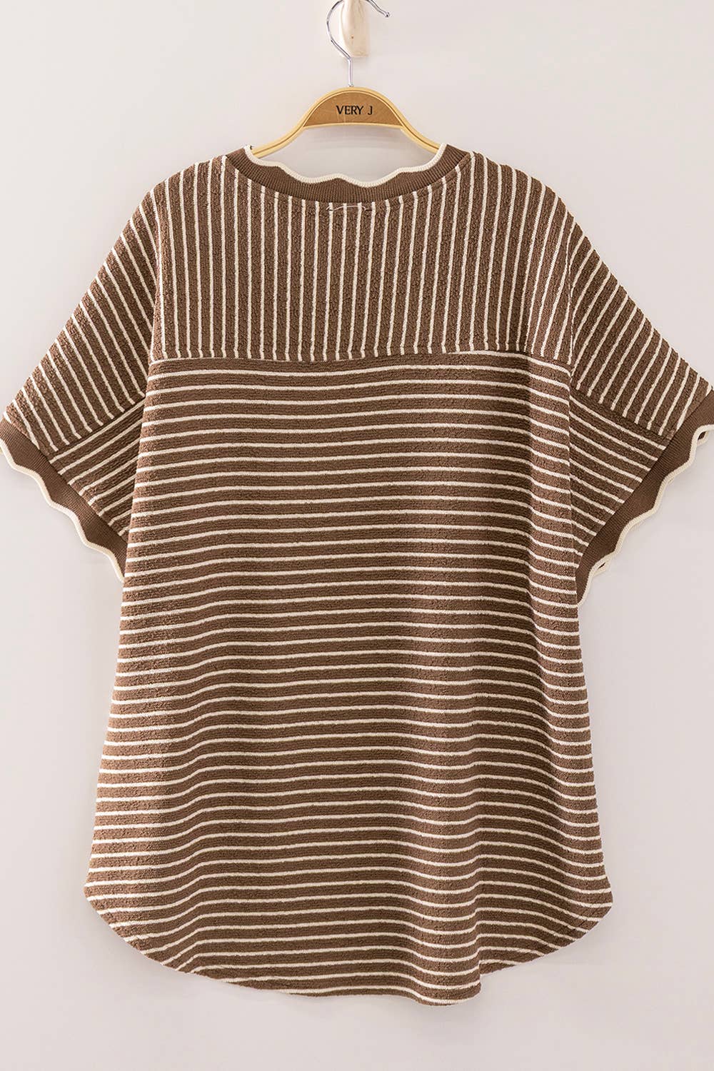 Ariel Scallop Trim Round Neck top