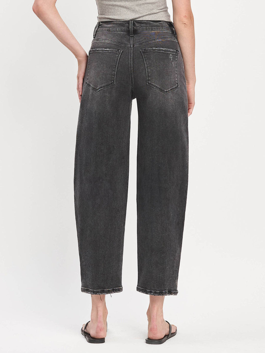 SUPER HIGH RISE PANEL DETAIL BARREL JEANS