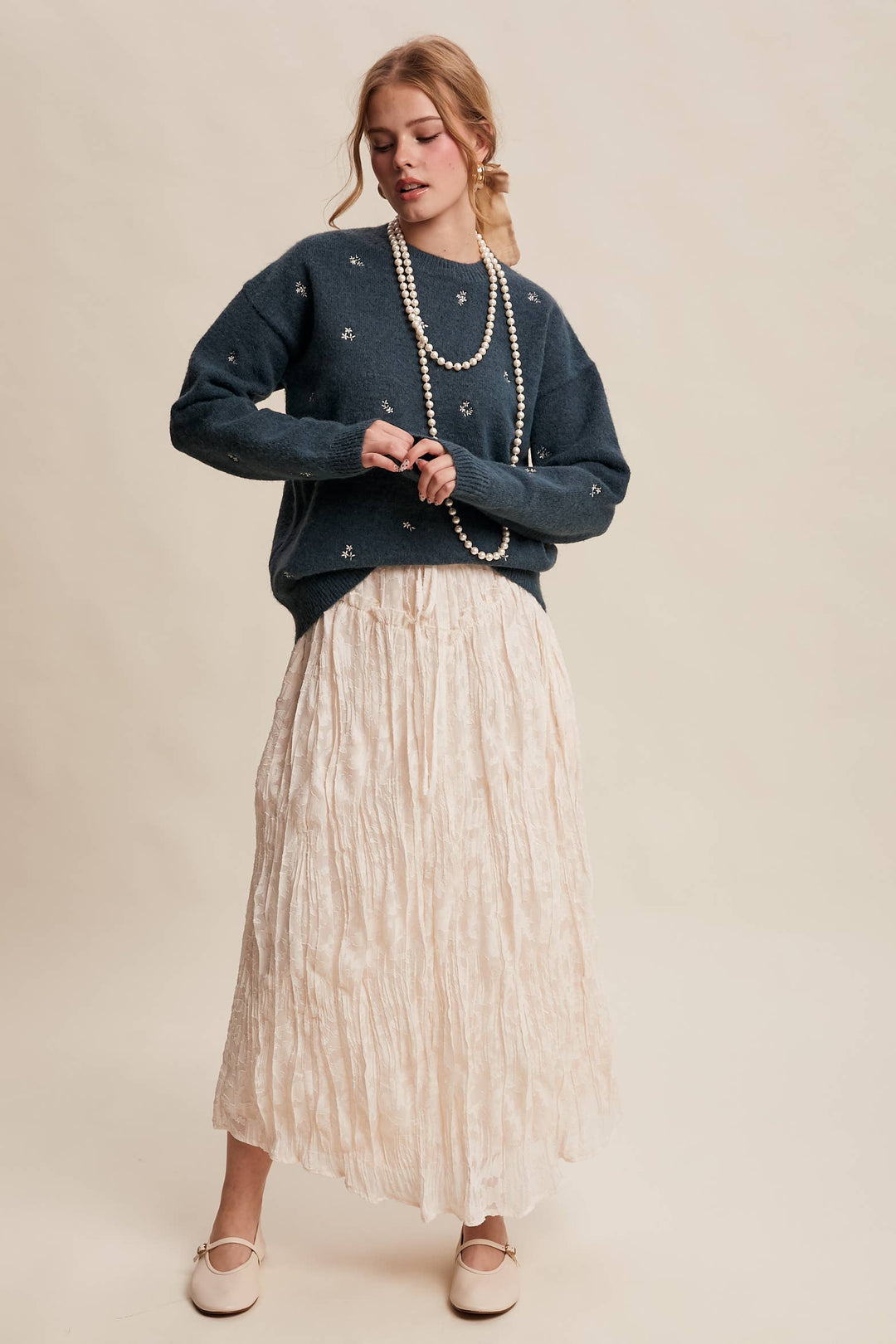 Embroidered Dot Knit Sweater Emerlad