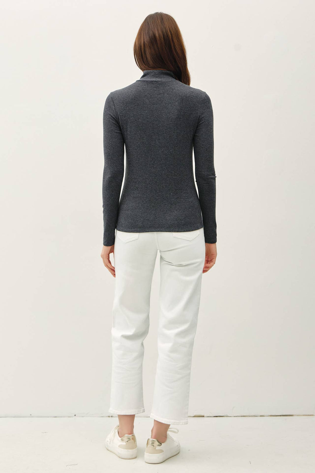 TURTLE NECK KNIT TOP : Charcoal