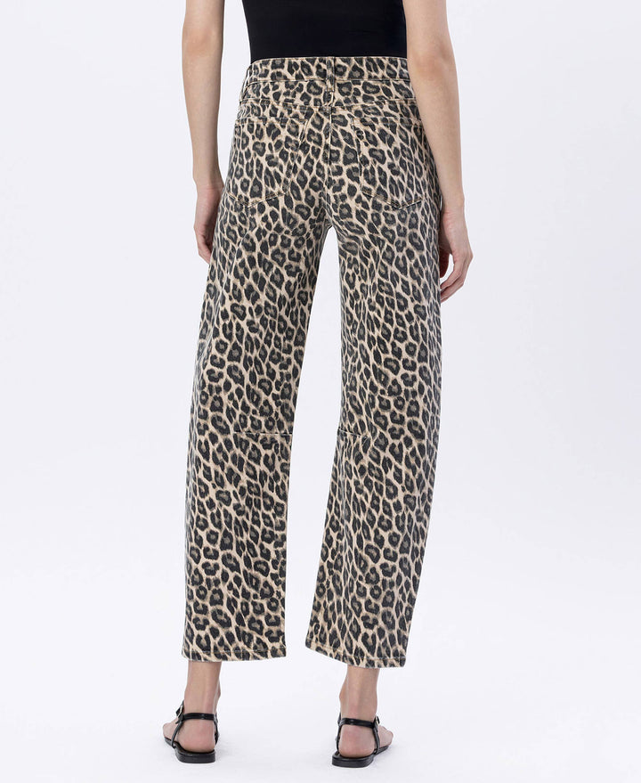 HIGH RISE LEOPARD PRINT BARREL JEANS