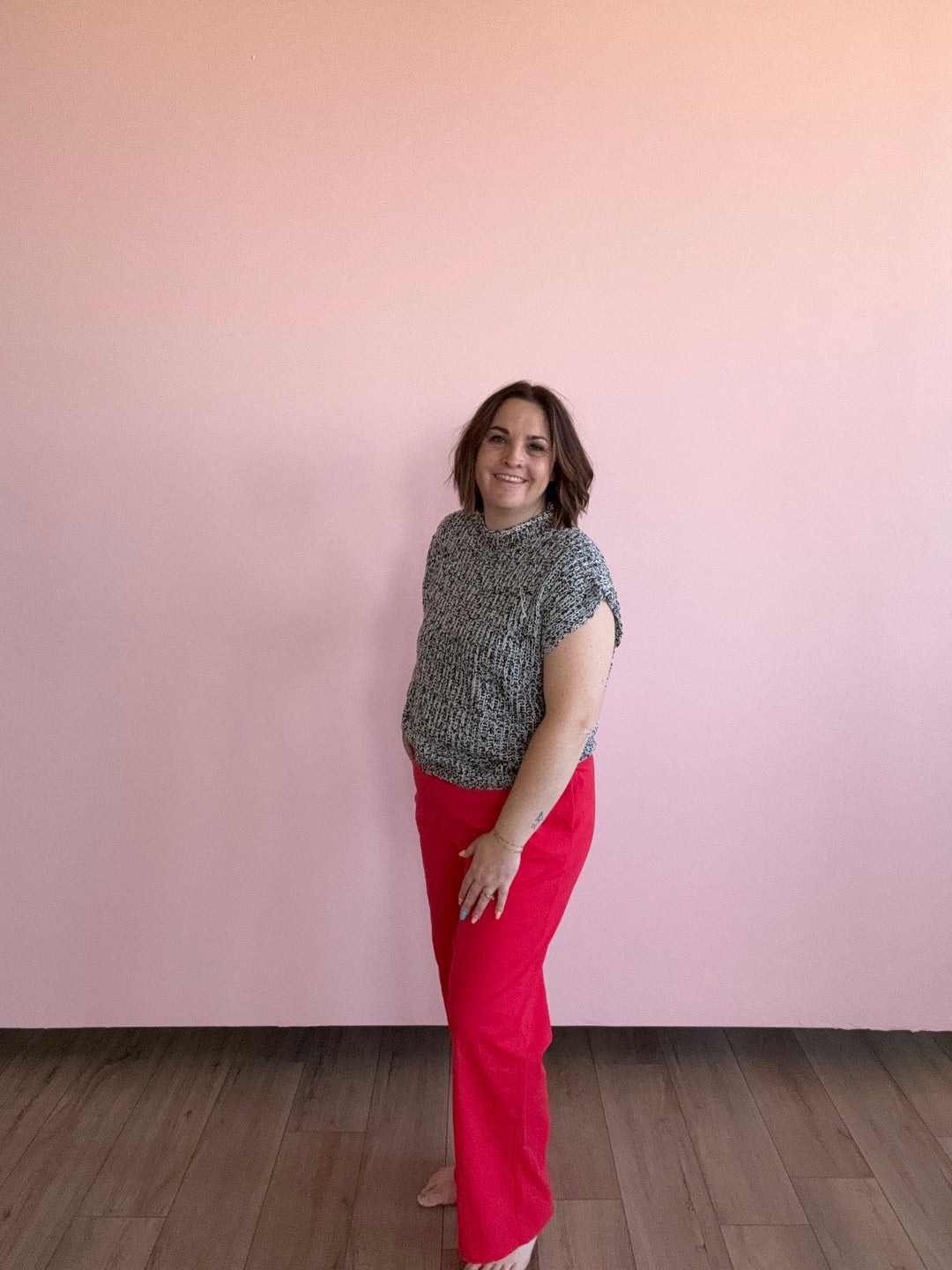 RED, RED, RED PULL ON CROP PANTS