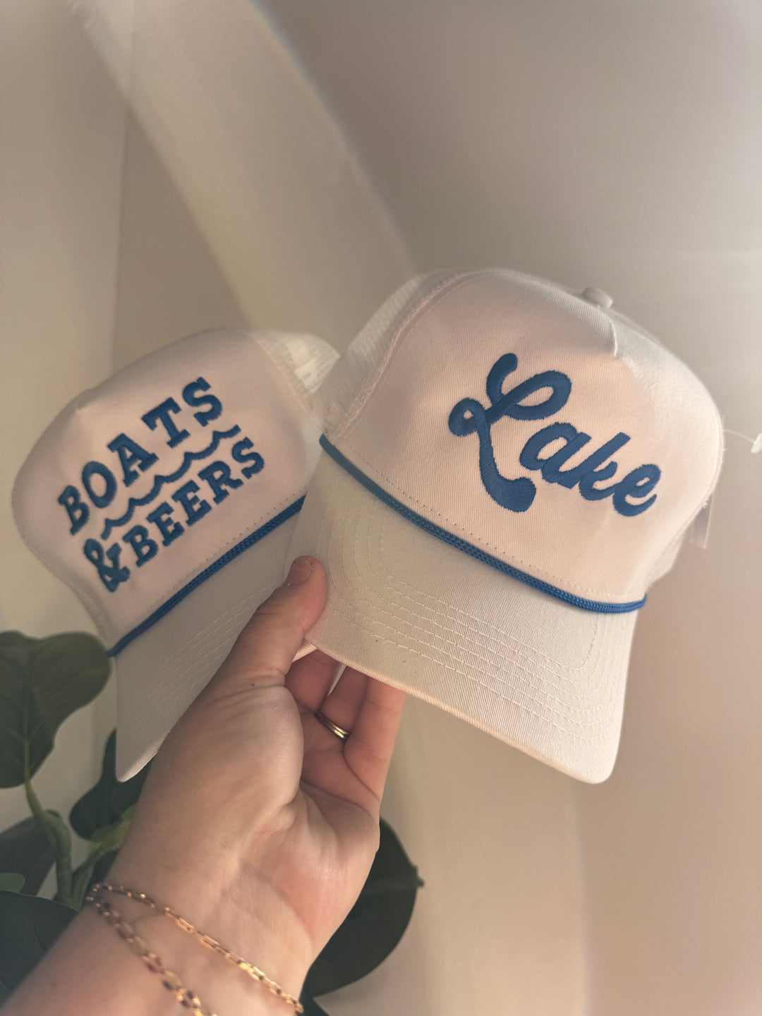 Lake Trucker Cap with Rope: White