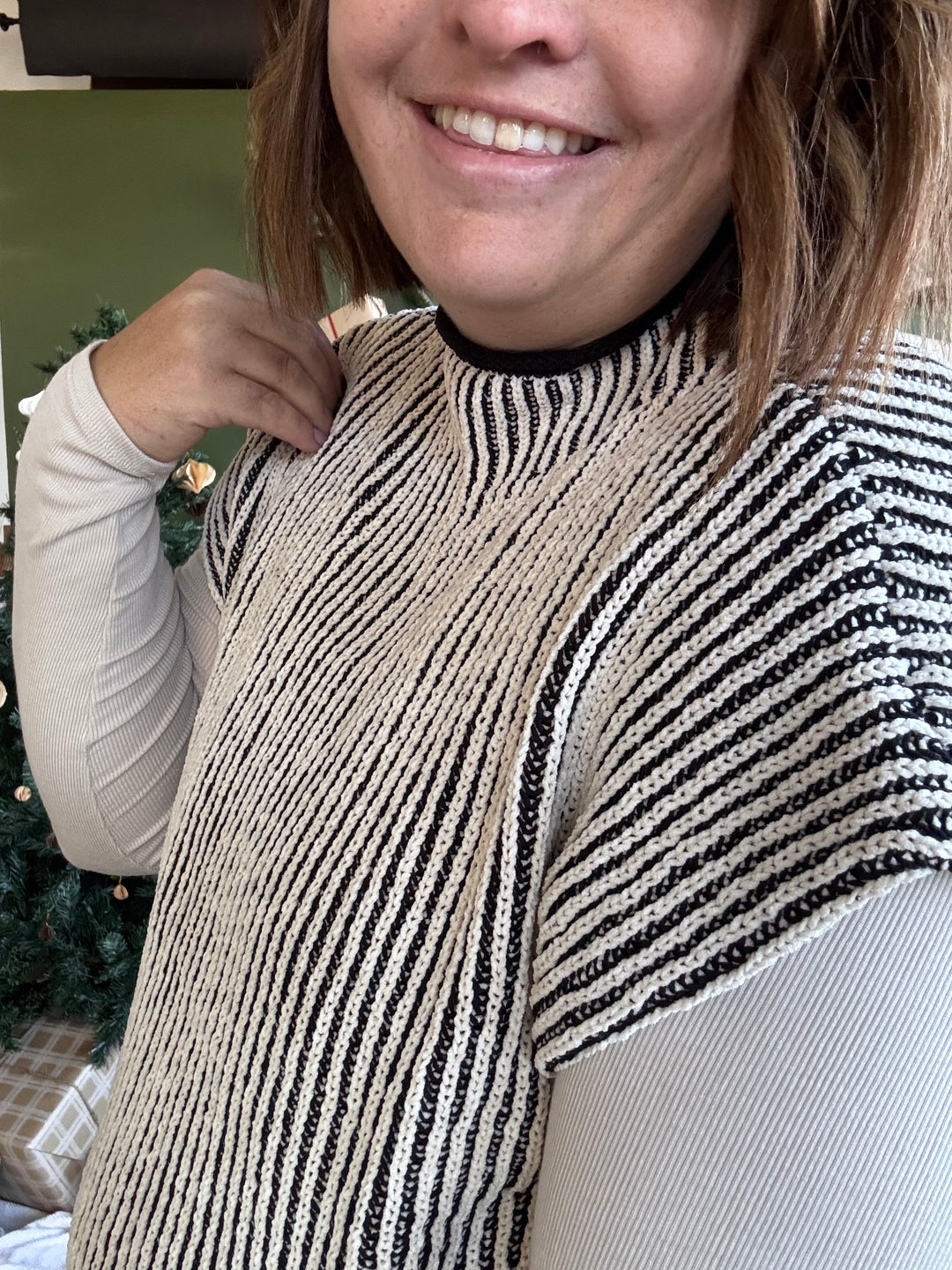 Black Two Tone Ribbed Knit Sweater Vest