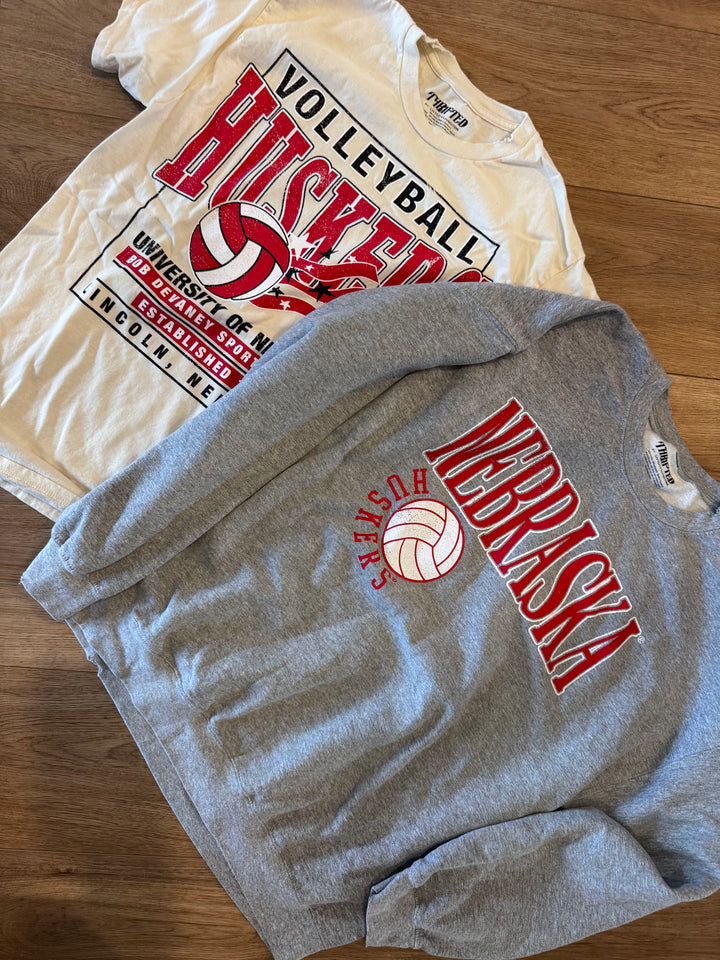 Nebraska Huskers Volleyball Stars Off White Thrifted Tee