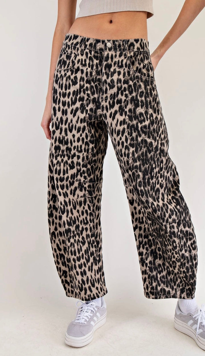 Betsy boho leopard barrel jean