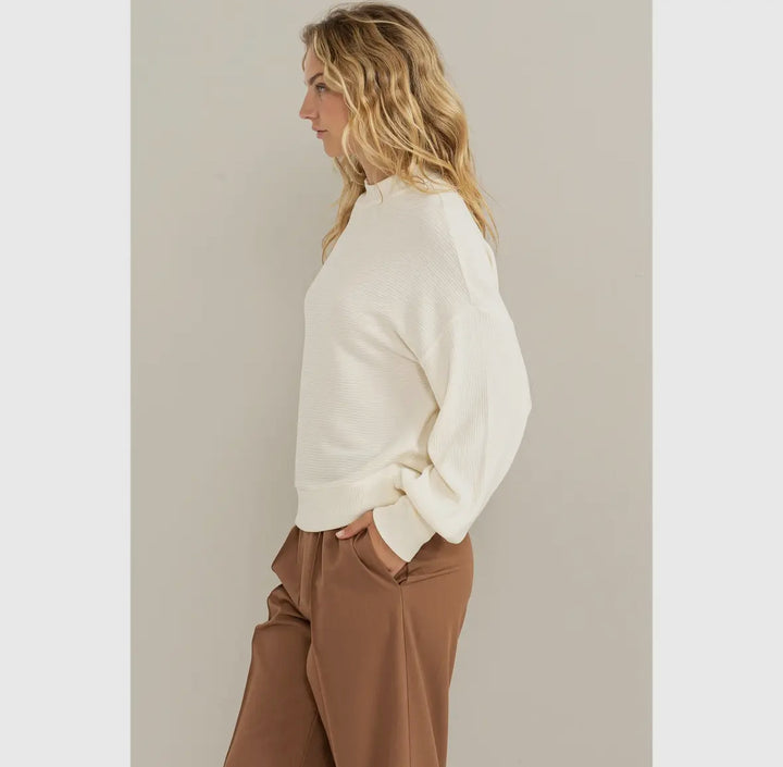 TRY SOMETHING NEW RIBBED BALLOON SLEEVE TOP: CREAM