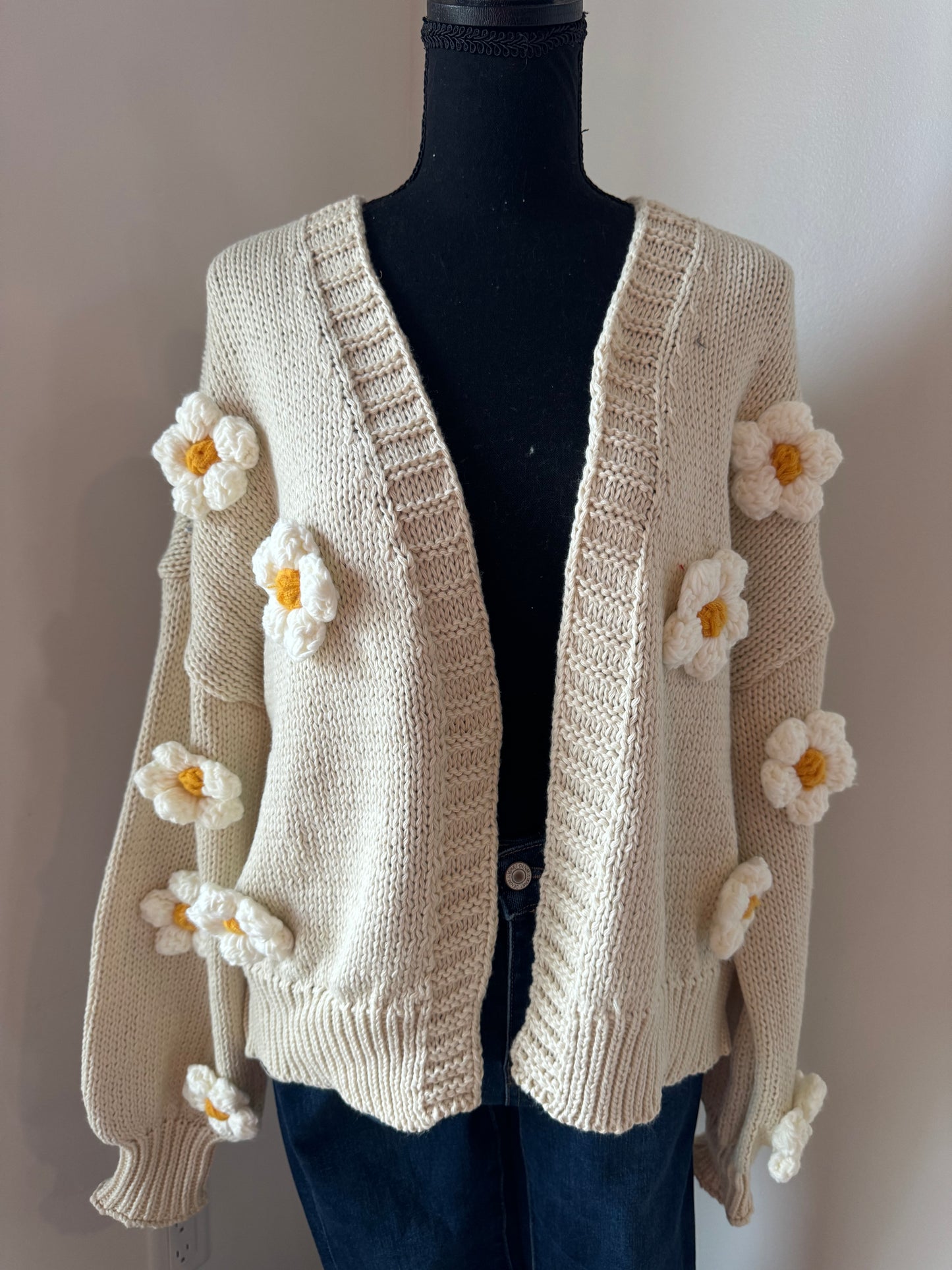 Multi-Pattern Chunky Knit Cardigan: DAISY-CREAM