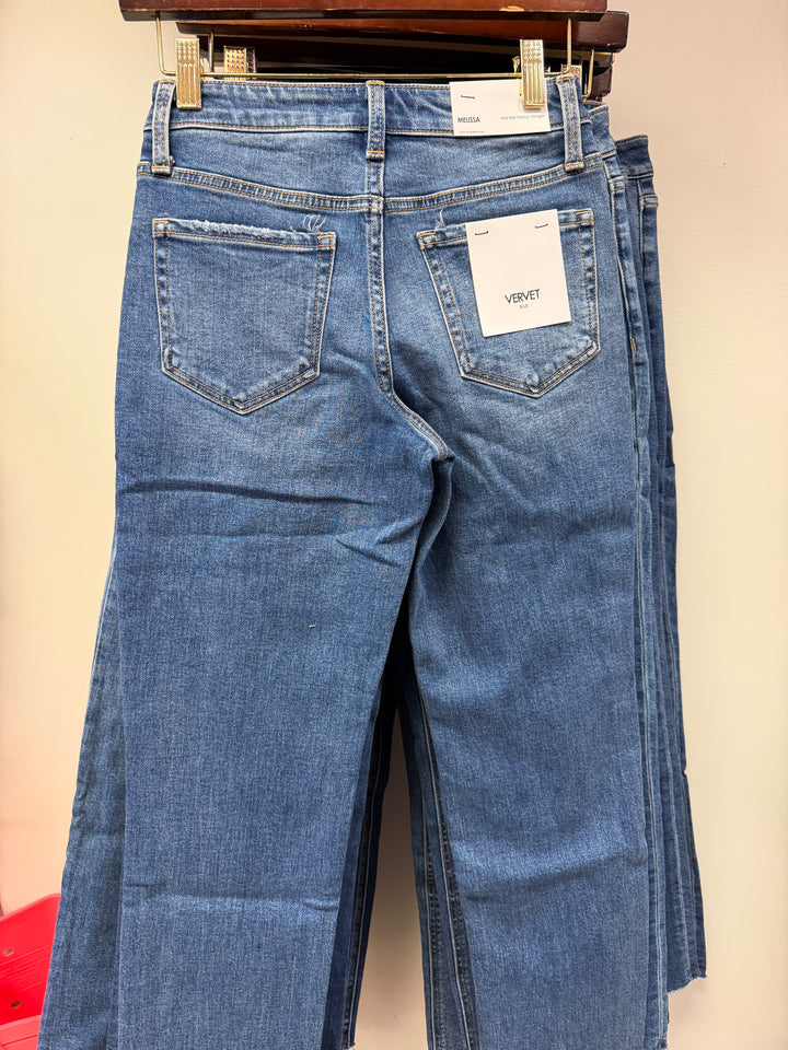 Vervet Melissa mid rise straight| Straight leg denim