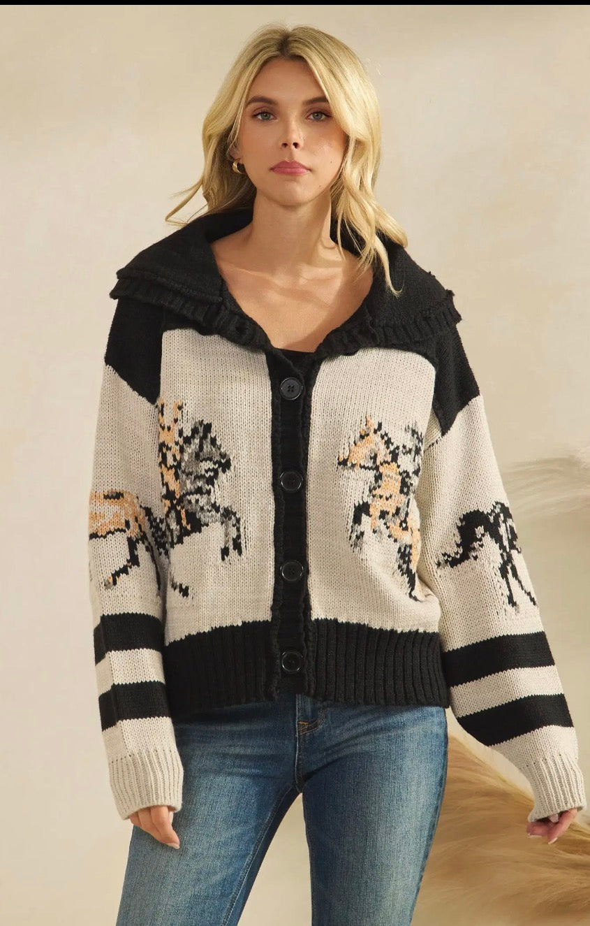 Veveret Horse Print Cardigan