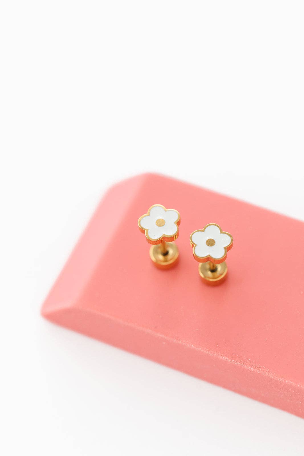 Mini White Daisy Earring