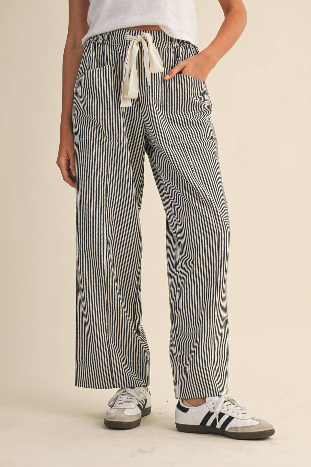 STRIPED WIDE LEG PANTS