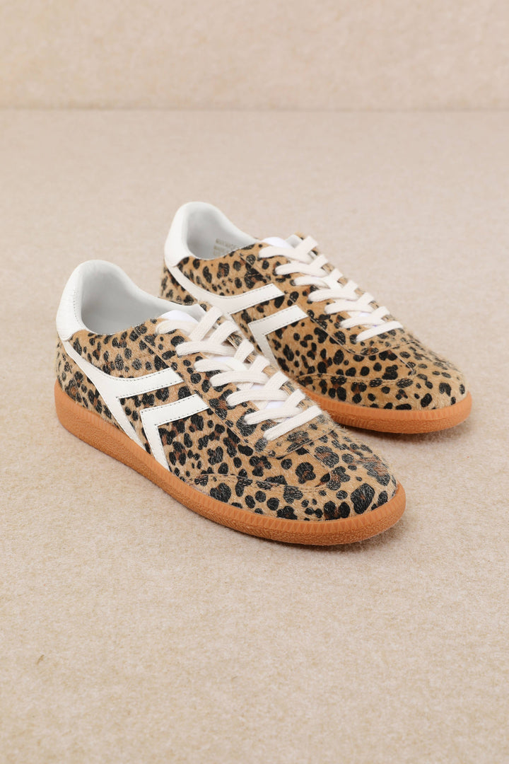 XENA: Leopard White