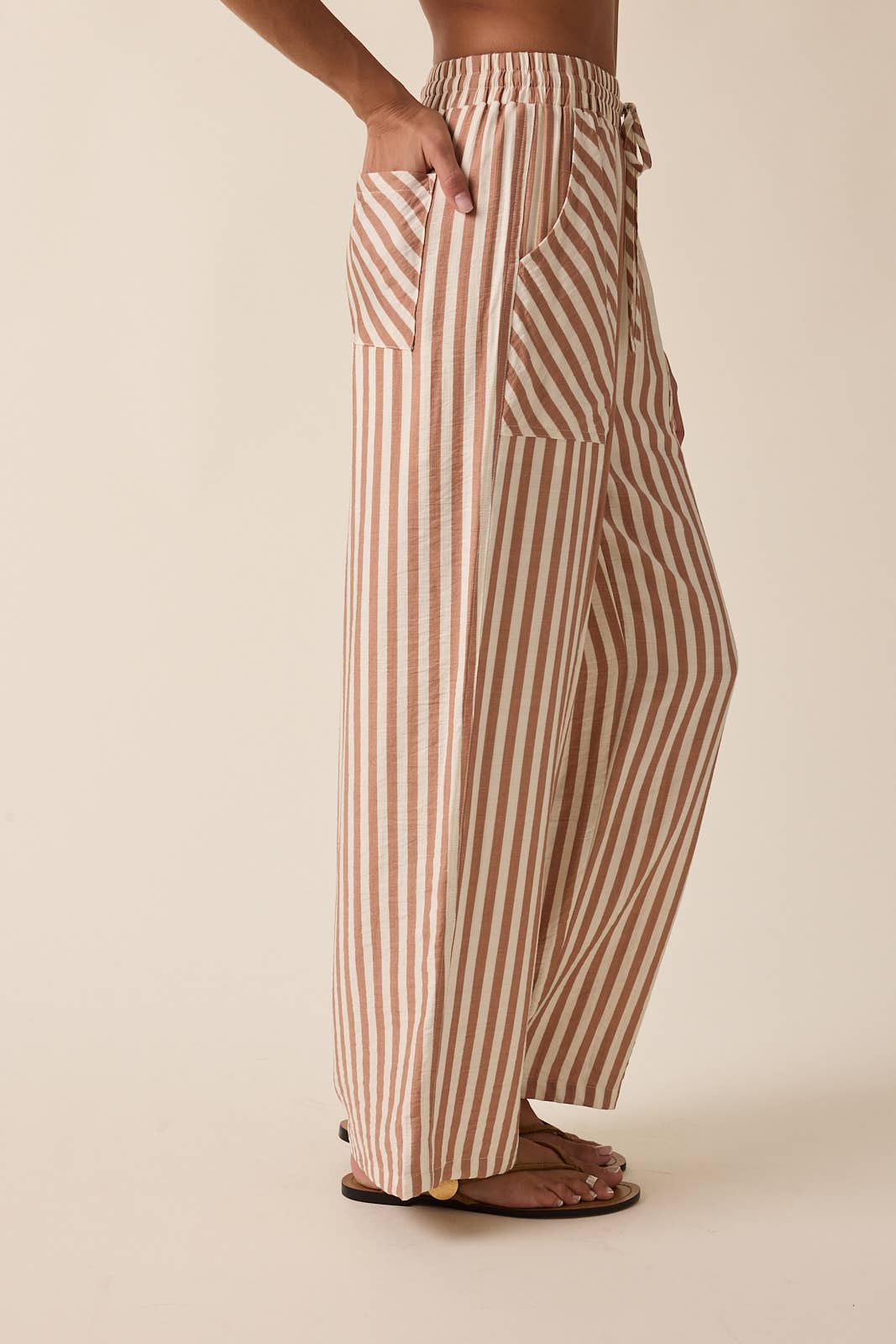 STRIPED PANTS WITH DRAWSTRING