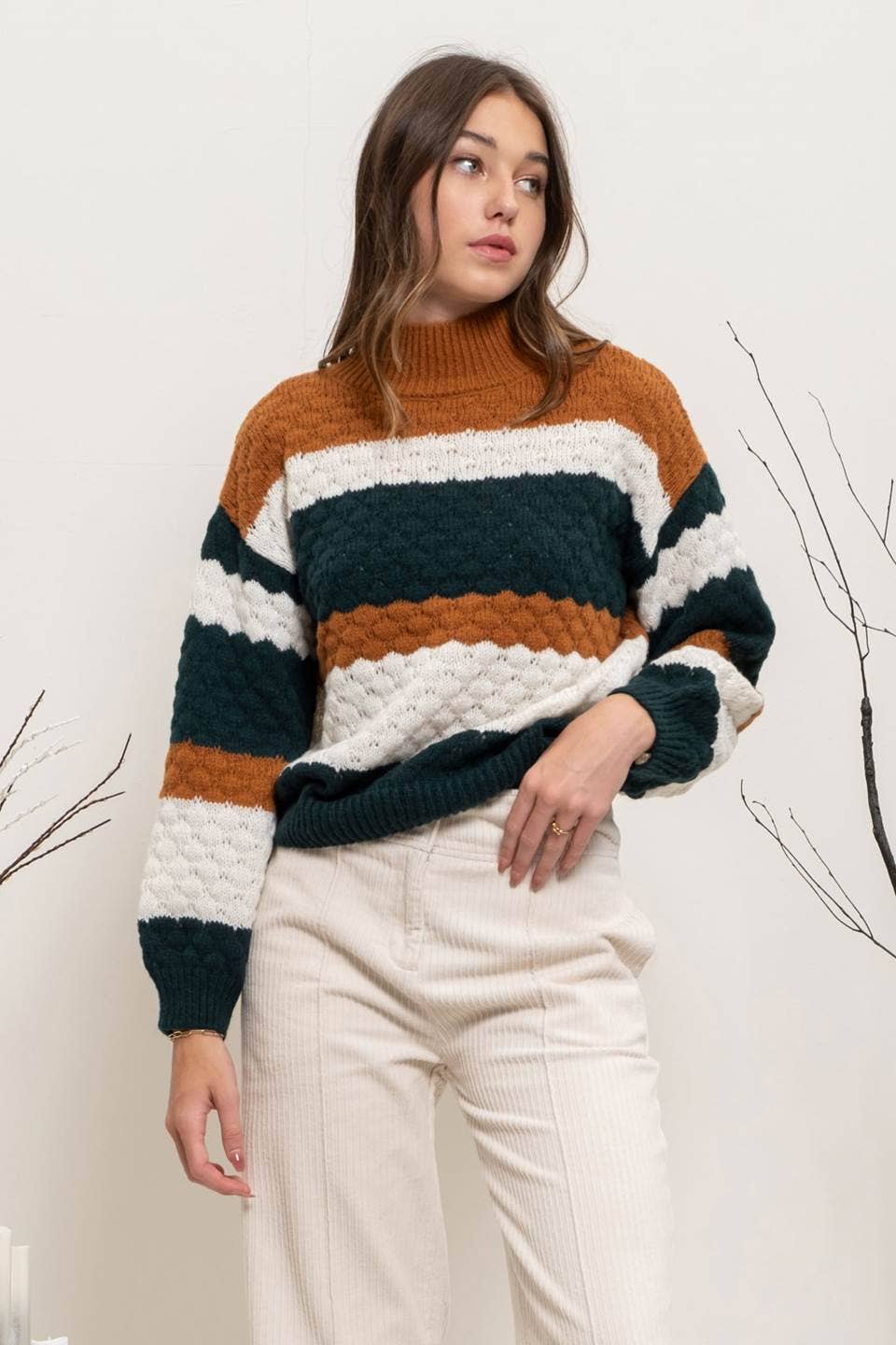STRIPED MULTICOLOR KNIT PULLOVER SWEATER: HUNTER GREEN MULTI