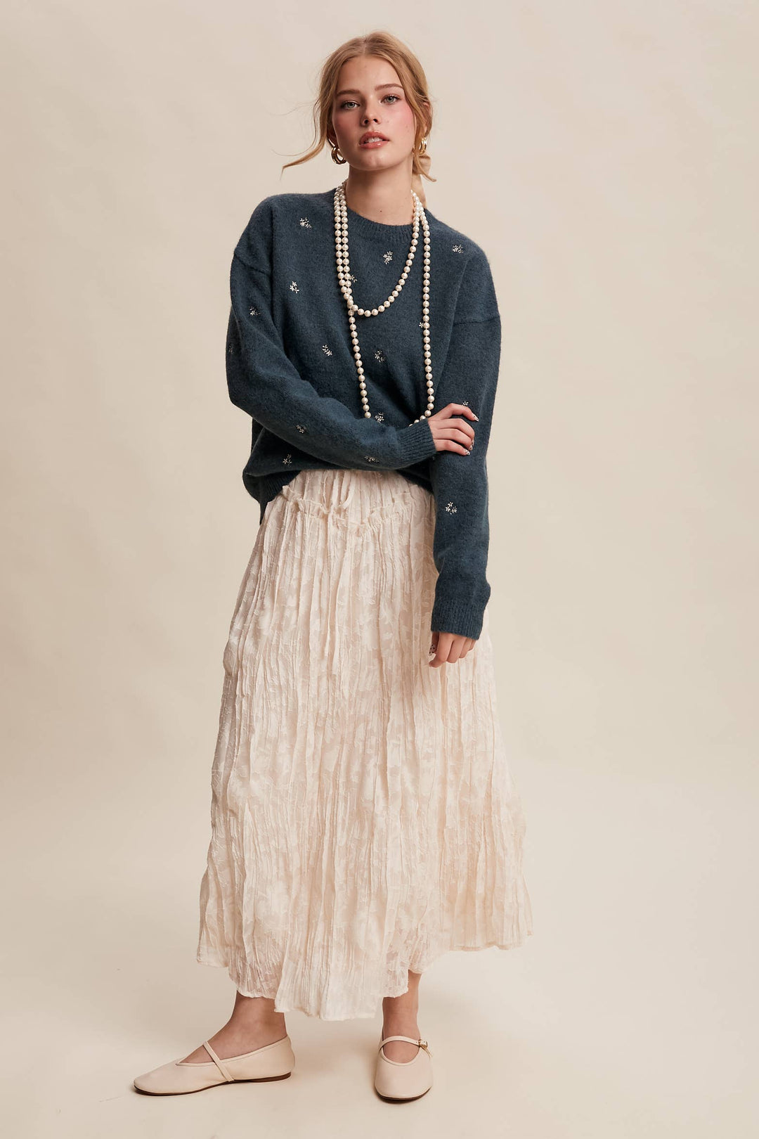 Embroidered Dot Knit Sweater Emerlad