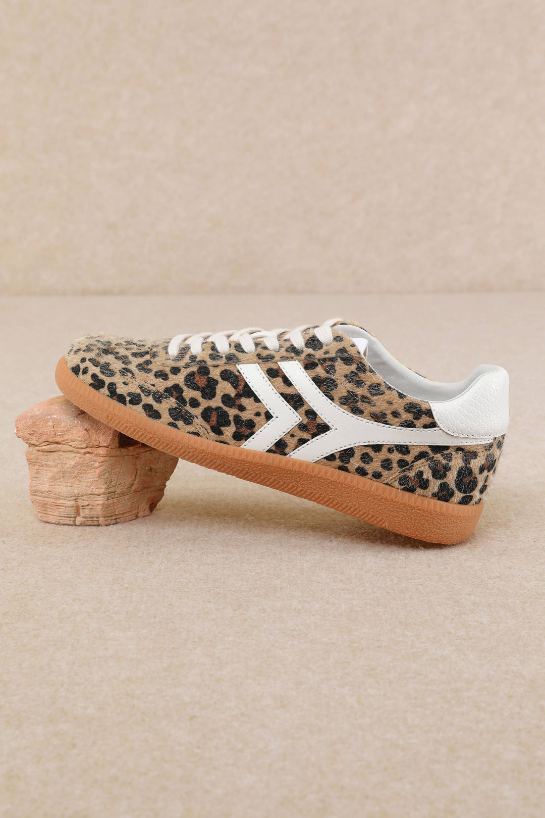 XENA: Leopard White