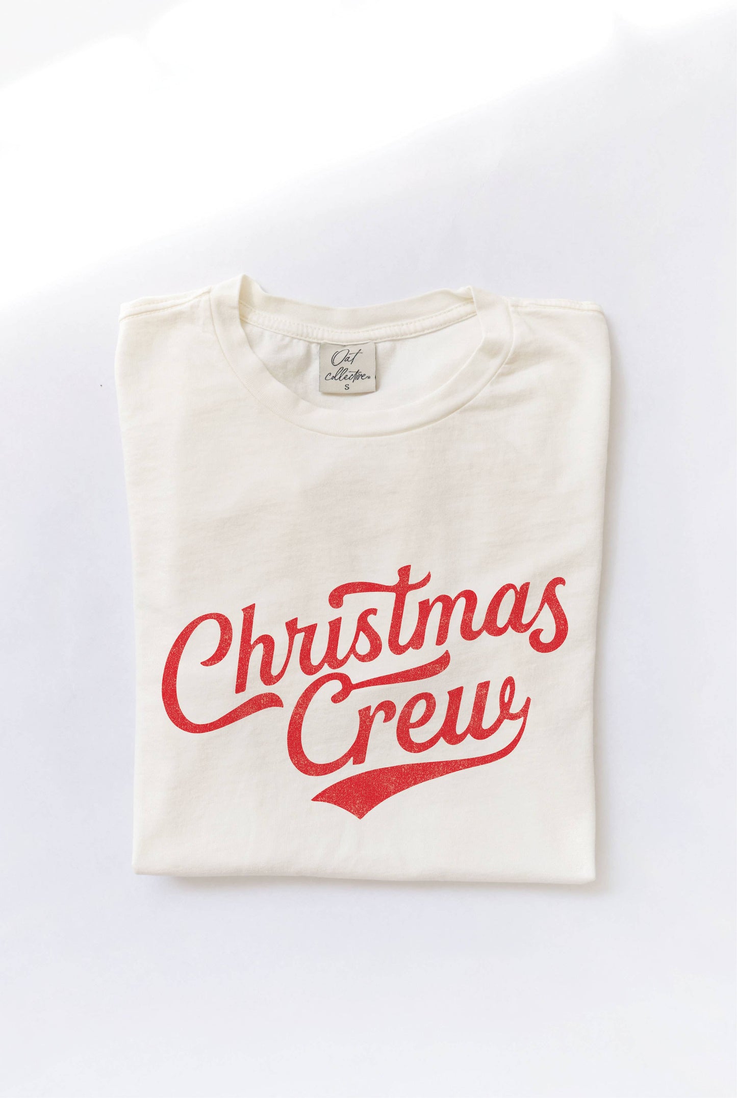 CHRISTMAS CREW Mineral Washed Graphic Top
