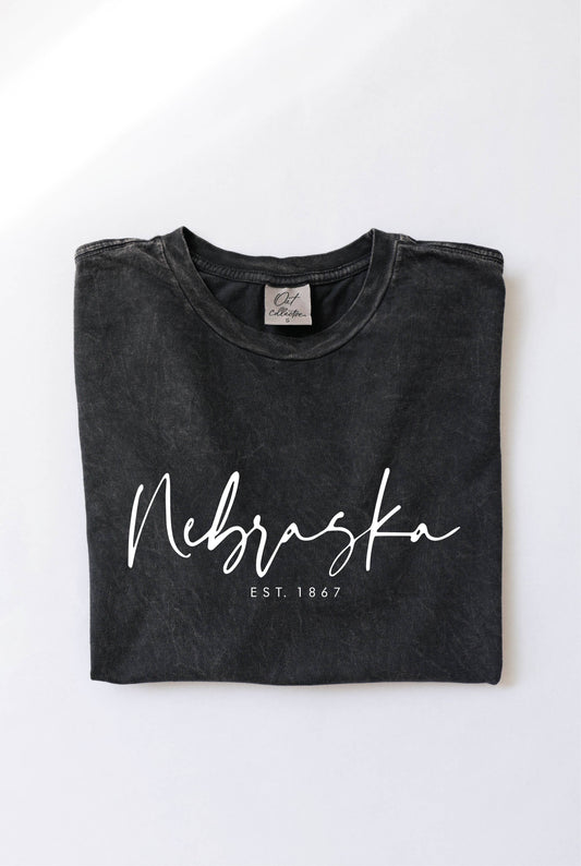 NEBRASKA EST. 1867 Mineral Washed Graphic Top-Mineral Black